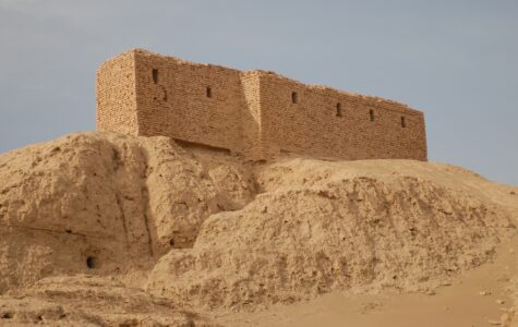 Enmebaragesi-Nippur-Ruins-from-a-temple-in-Naffur