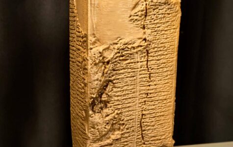 Sumerian King List Tablet Replica – Ancient Mesopotamian Cuneiform Artifact – Museum-style